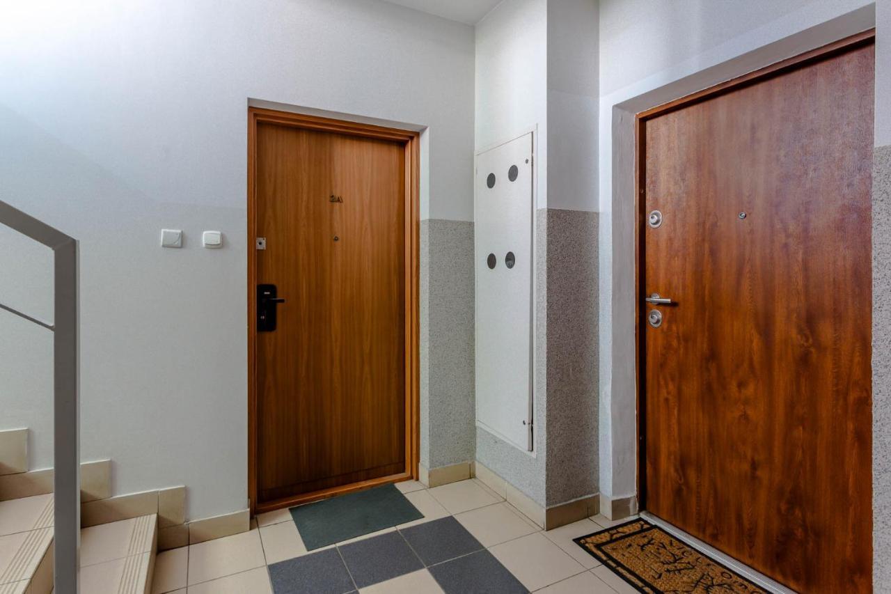 Chill Apartments Kluczborska Bemowo Варшава Экстерьер фото